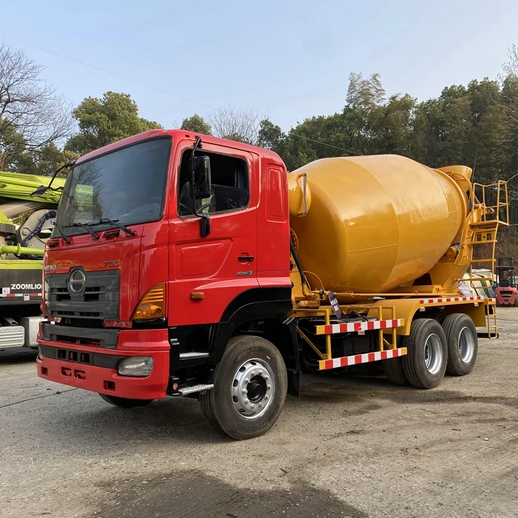 Customized good quality heavy truck 6 8 10m3 HINO 6x4 used price of concrete cement mixer tank truck