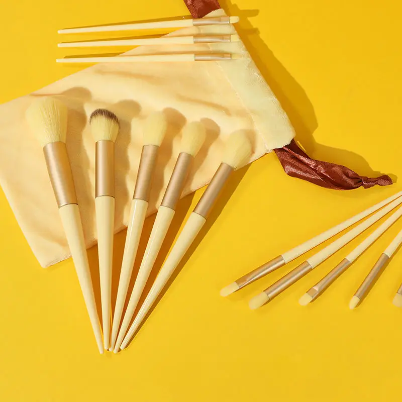 Beginner Specific Wholesale 13 Makeup Brushes Set With Cloth Bags Soft Durable Portable Makeup Brushes Set for Novice