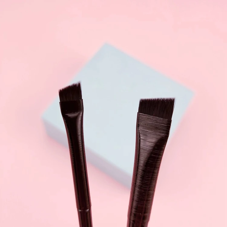 Professional Ultra Thin Black Slim Wooden Handle Angled Flat Head Single Eyeliner Eyebrow Long Lasting Vegan Makeup Brush