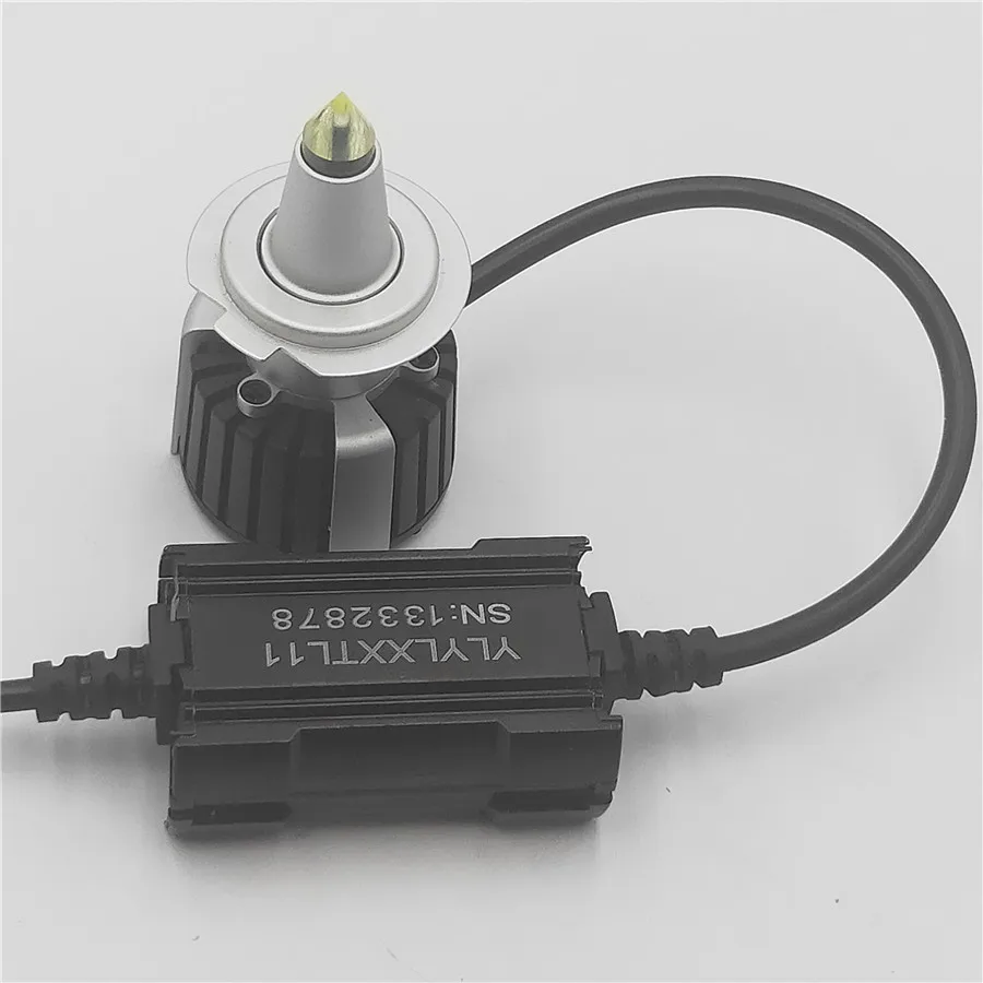 Профессиональный производитель 2020 новейшие высокой мощности Bi-Светодиодные Автомобильные фары R10 HB3 HB4 HIR2 H1 H4 H7 H11 120W 24000lm