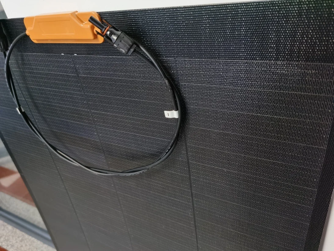 
Factory price monocrystalline silicon 100W high efficiency RV flexible solar panel 300W 