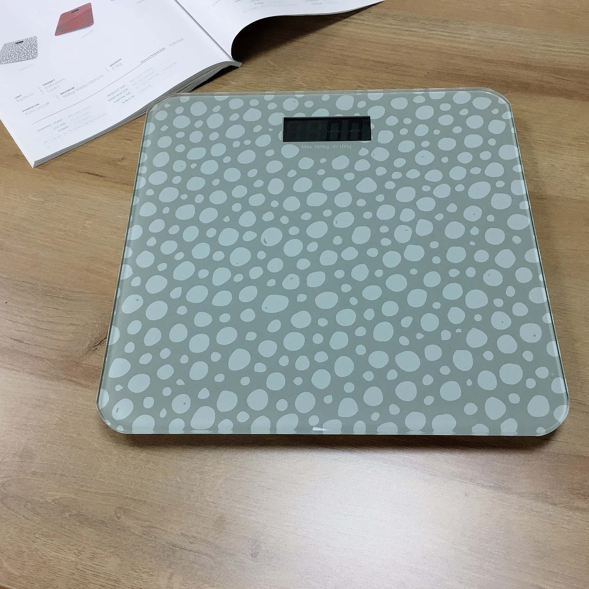 
Electronic bathroom weight scale Max weigh 180KG 