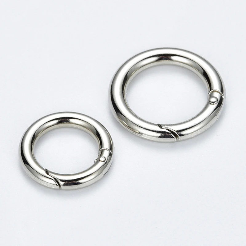 Wholesale spring ring hook keychain zinc alloy round carabiner phone lanyard accessories