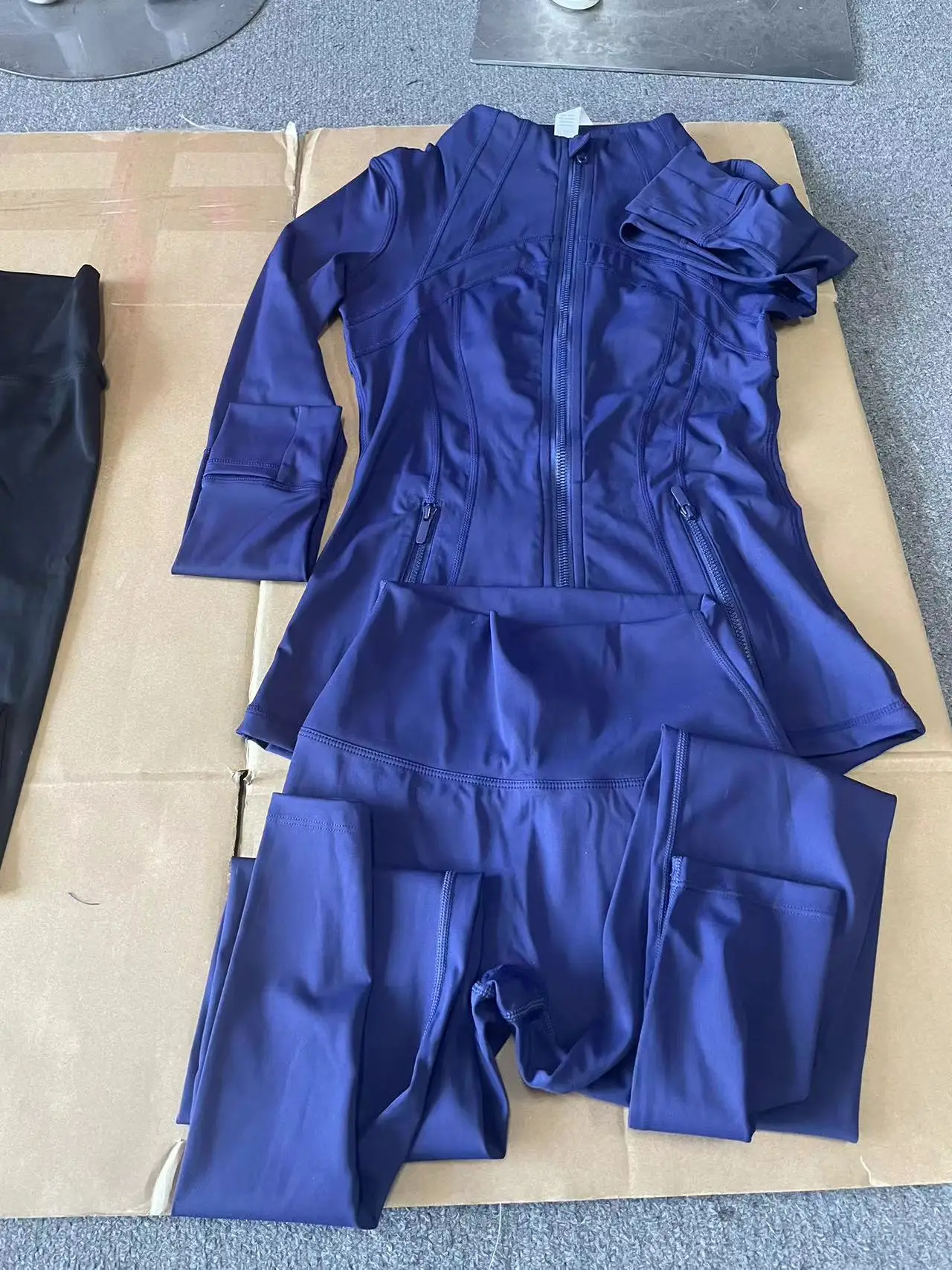 Tracksuit Sportswear Outdoor Yoga Jackets Sets For Women Jacket Crop Top Zip Up Sleeve Sports Jacket With Leggings 2 Piece Sets