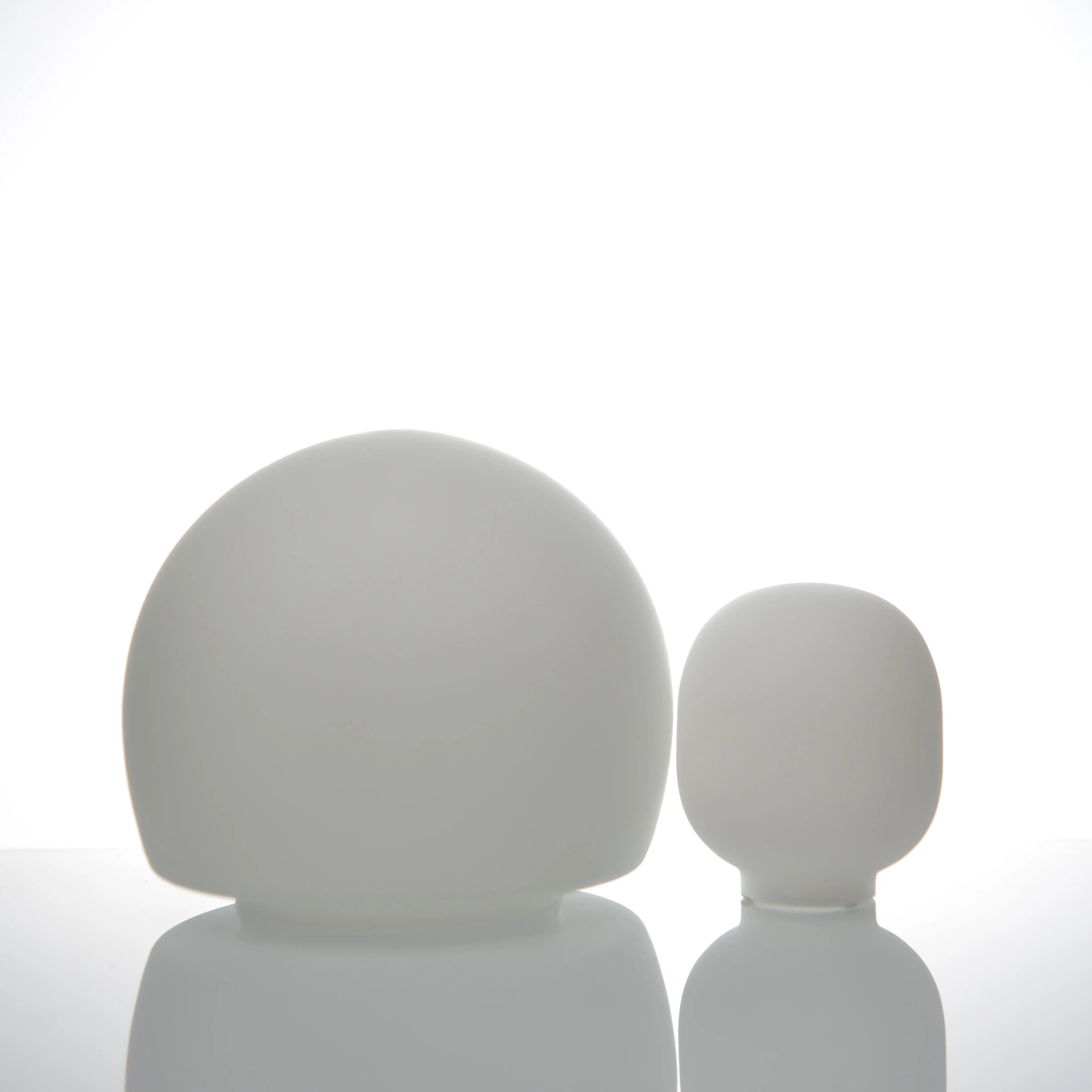 Manufacturer Custom Newly-Born Design  High Quality Hand Blown White Opal White Glass Light Shade Ceiling Light Cover