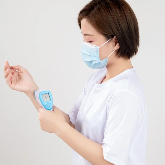 
South America/Asia/North Europe Hot selling no touch infrared forehead thermometer fever thermometer 