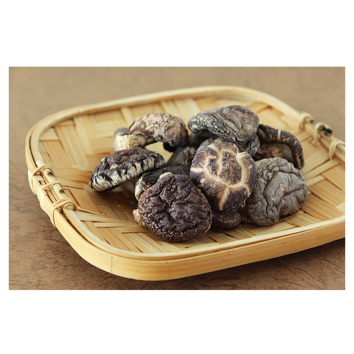 Freeze large bulk dried shiitake mushrooms suitable for stew