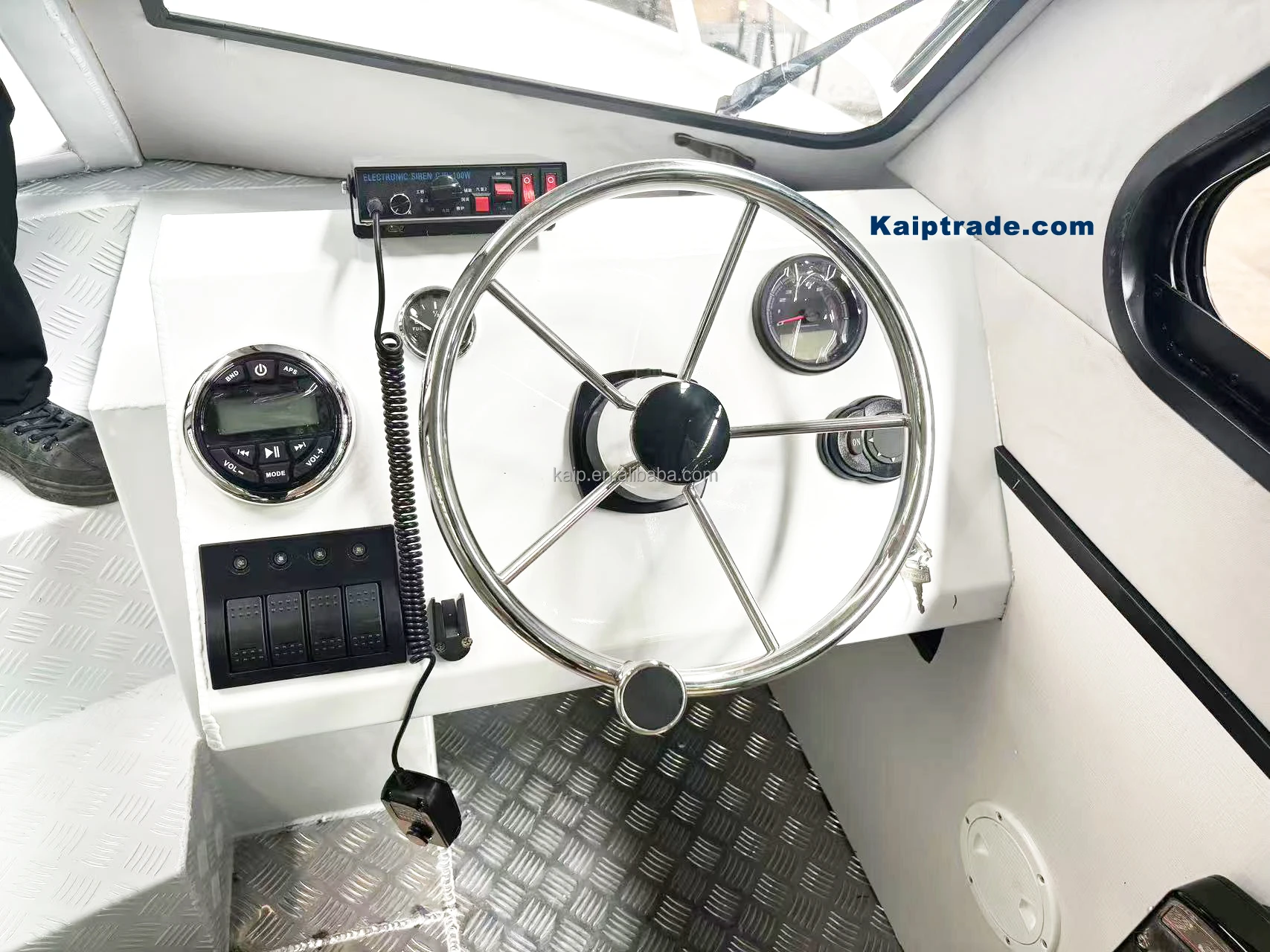 20ft cabin boat aluminum alloy bench Captain Chair Windshield outboard 60-115 HP yacht lure Vessels Cruisers Rowing Sea