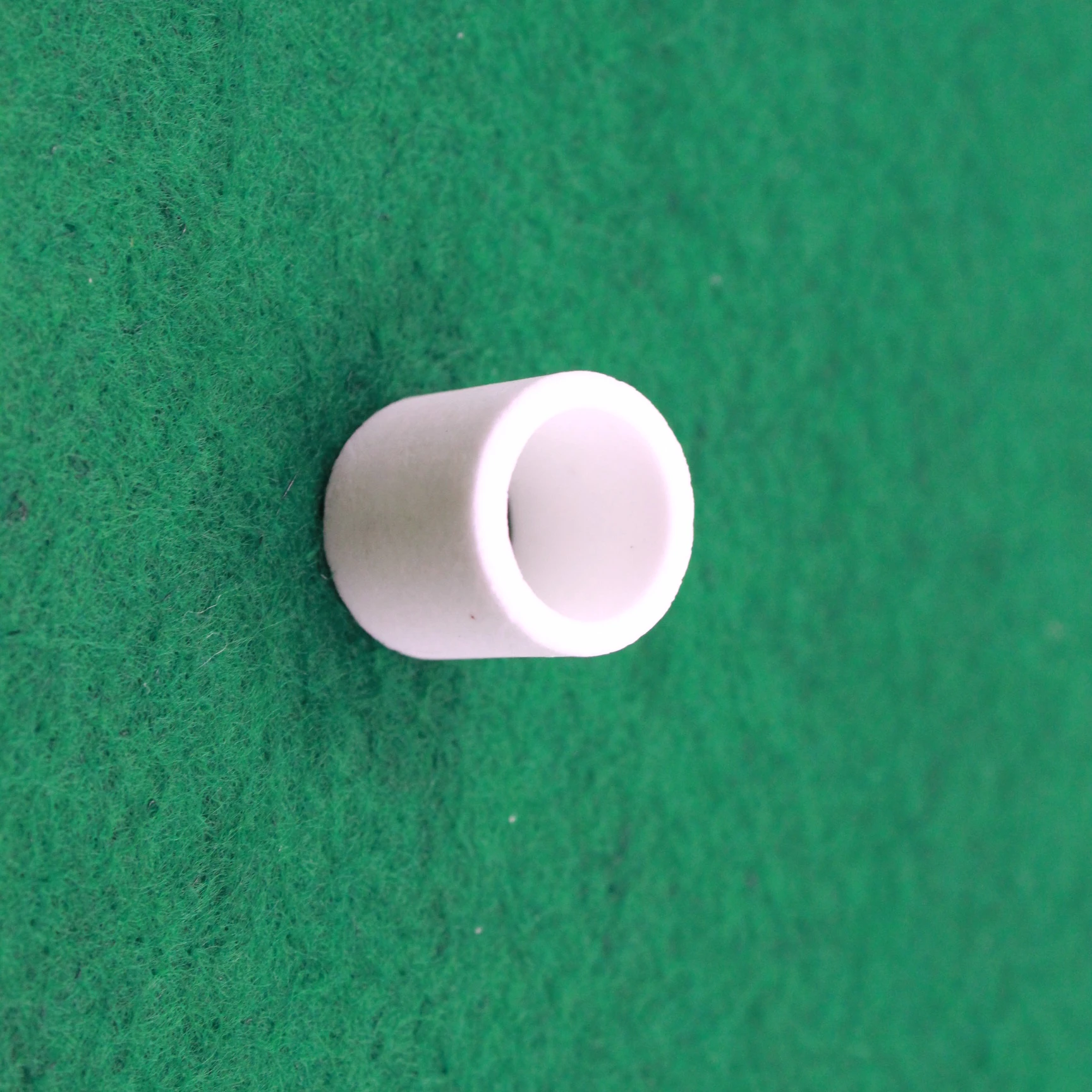 New style refractory heat resistance electrical insulation high 95% 99% porous hollow al2o3 alumina ceramic tube