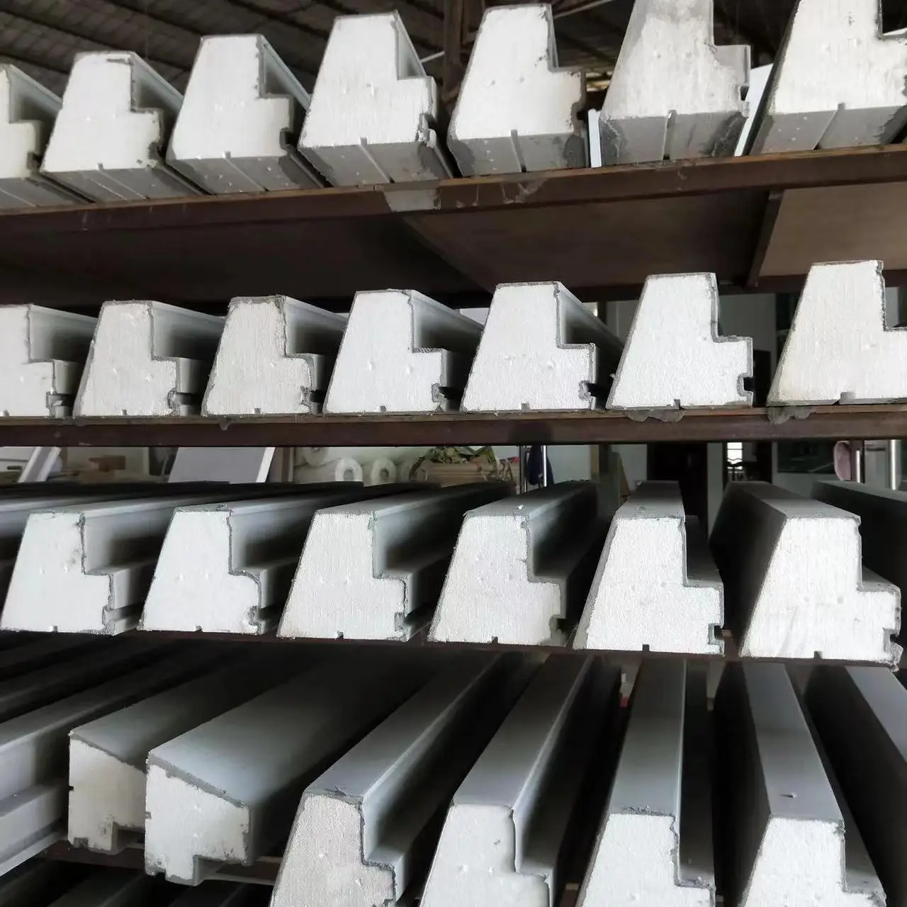 Manufacturers wholesale mountain flower relief  Roman column exterior wall cornice decoration line EPS forming