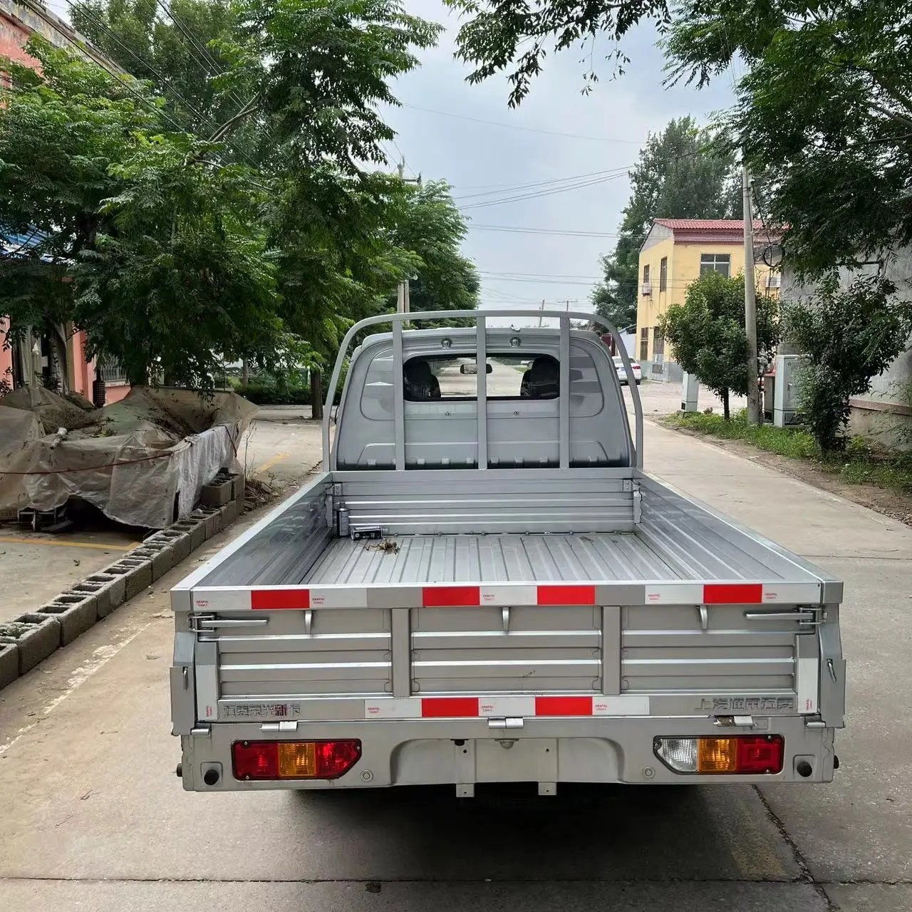 Wuling Rongguang Samal Card 2023 1.5L Truck Made In China Trucks Pickup Car Cargo Pickup Truck