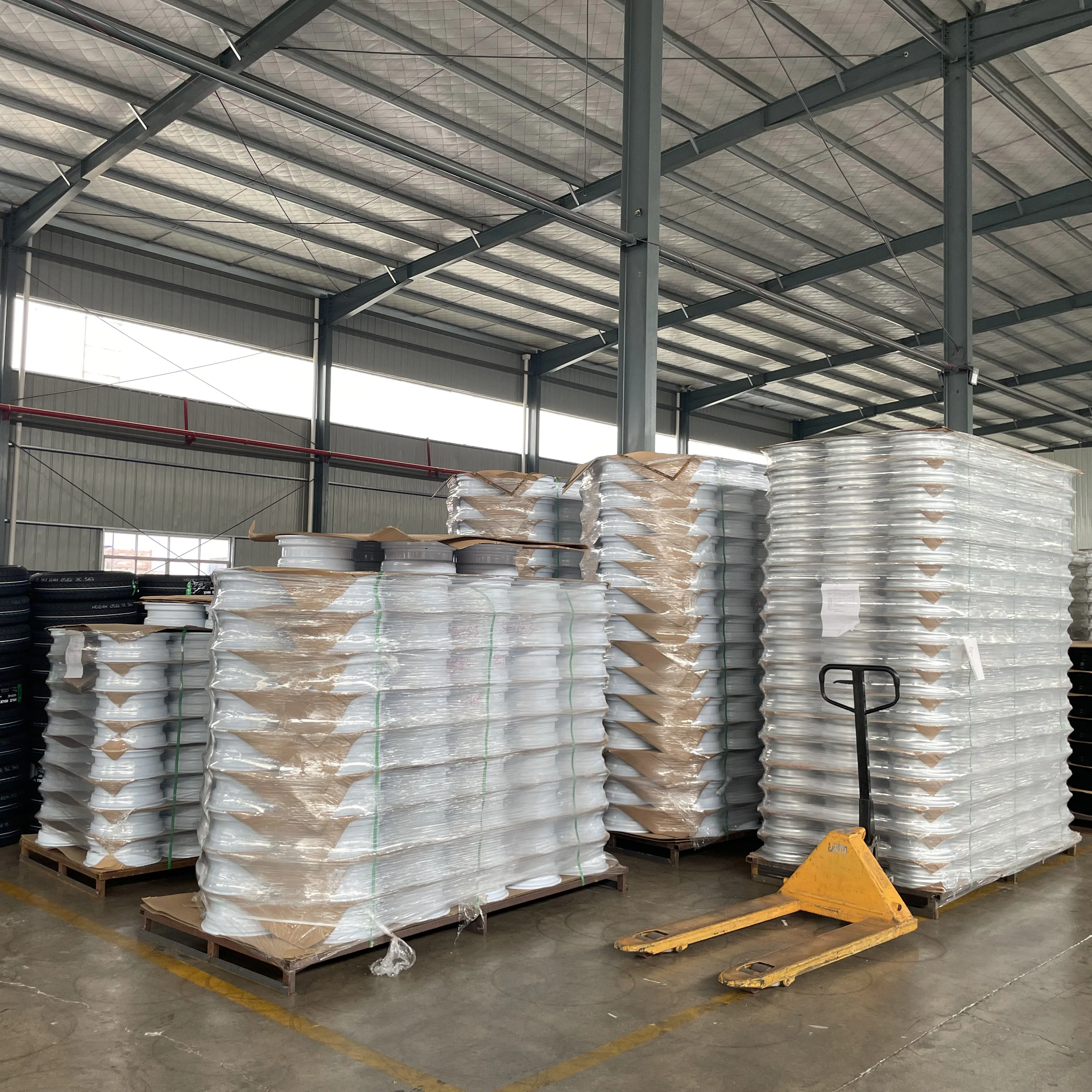 China factory price Galvanized 4x100 Wheels With Different Rim Size Available