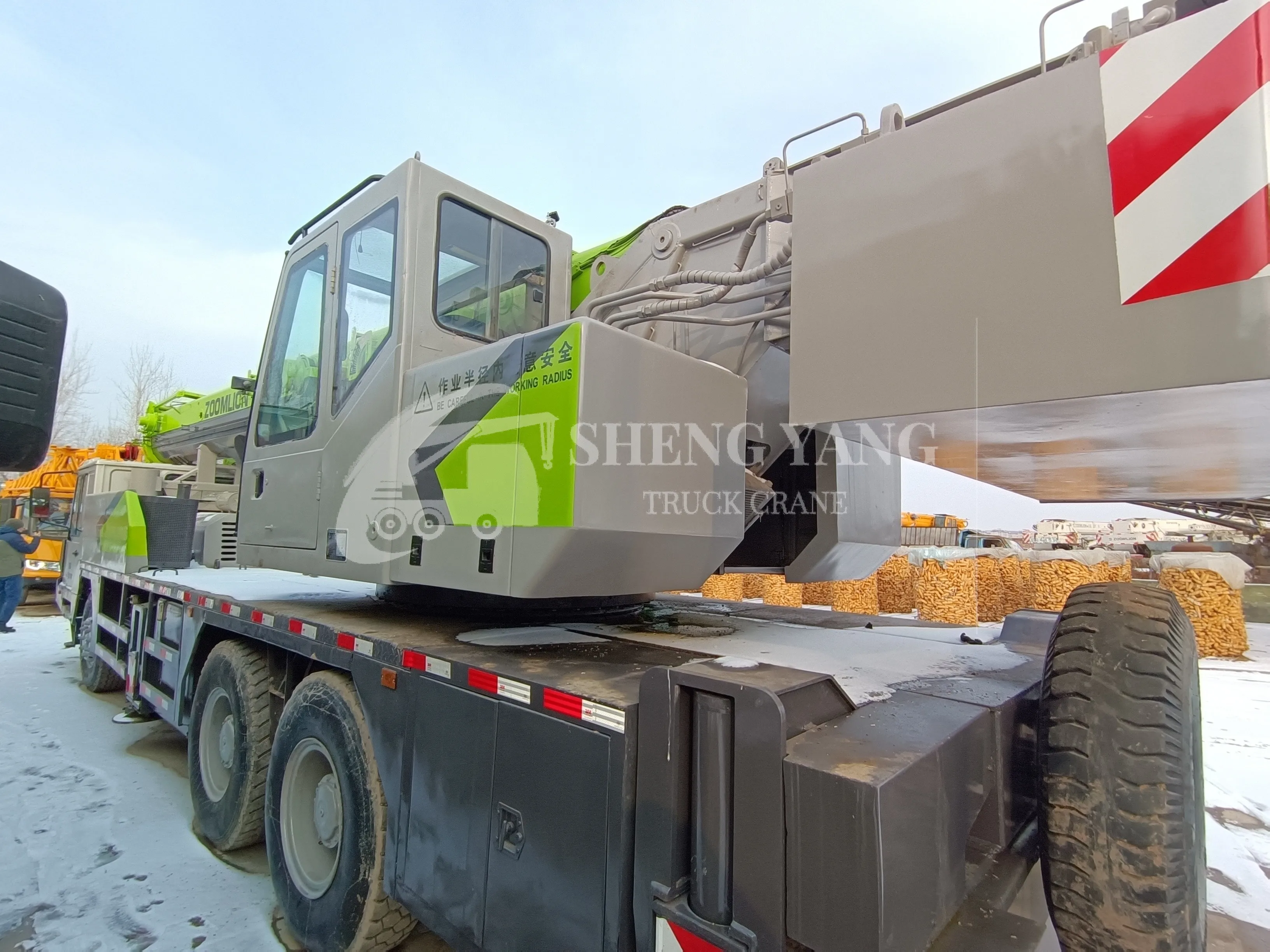 ZOOMLION 25 30 35 50 ton Used Mobile Truck Crane ZTC500A Engines Parts Machinery Crane Engines