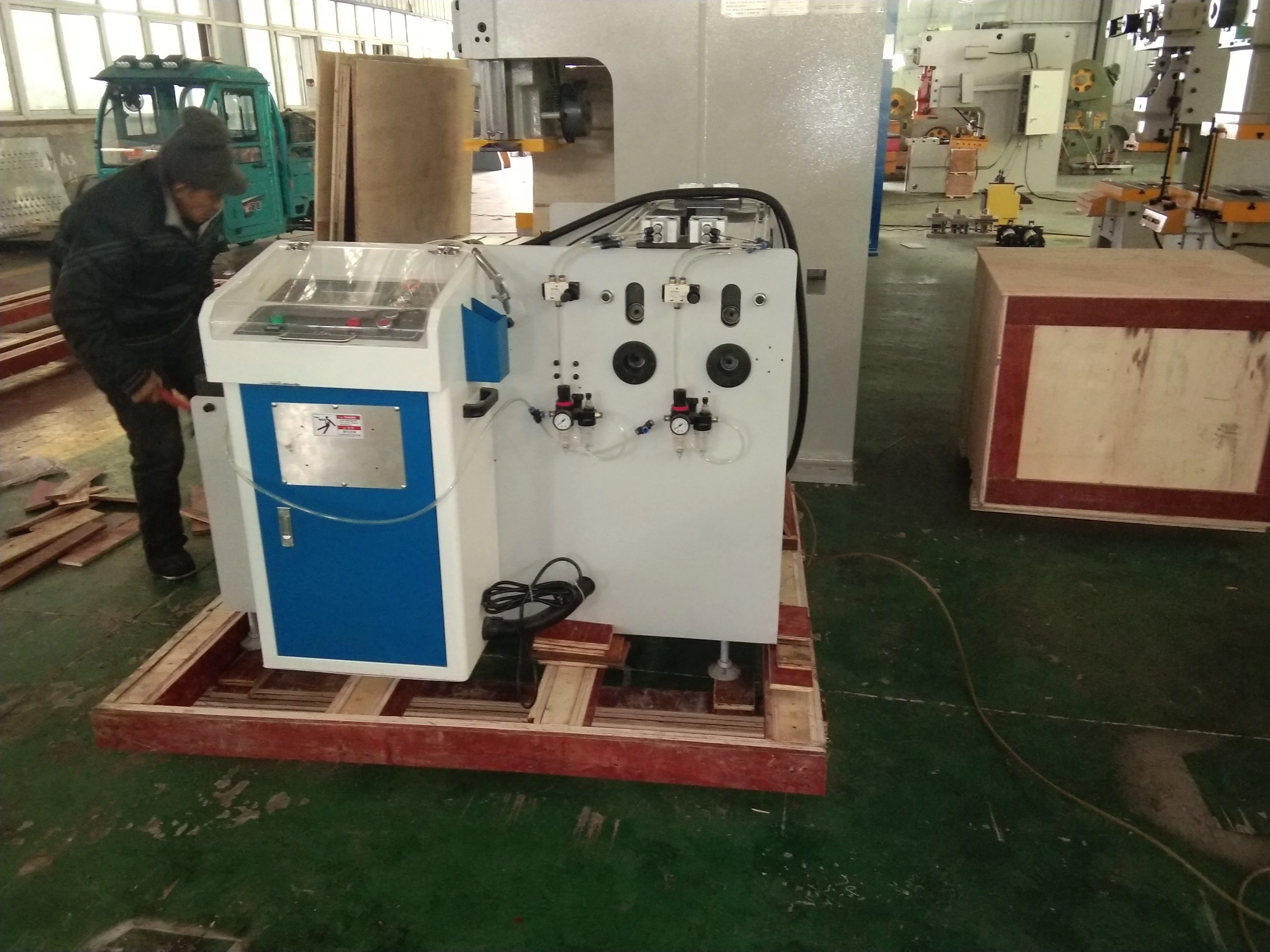 Автоматическая пневматическая цветные алюминиевая фольга коробки фаста-JH21-45T пресс-машина