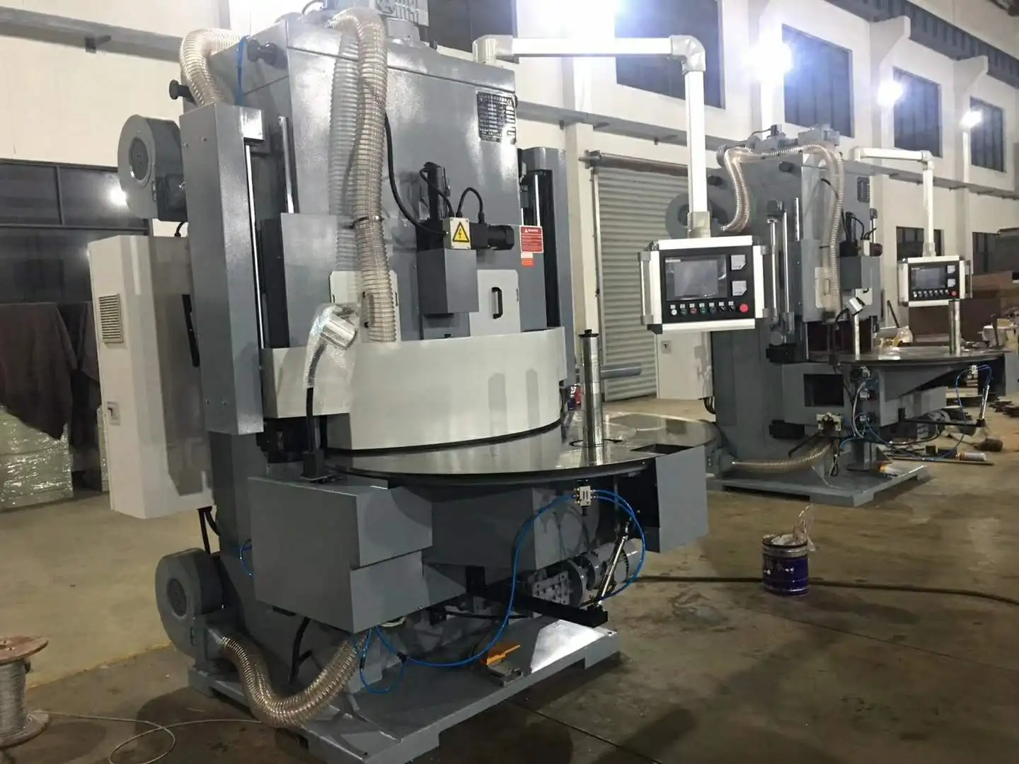 
YinFeng brand High production wheel speed cnc spring end grinding machine from China 