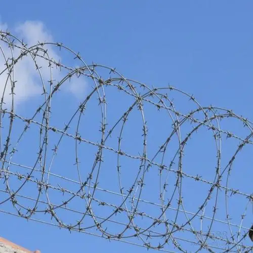 Спираль с перекрестной петлей из нержавеющей стали/горячеоцинкованная колючая проволока bto22