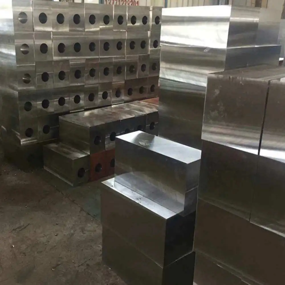 Низкотемпературная стойкость 30crmnmo бар стальной слиток 3-260 мм может быть разрезан и горячекатан в соответствии с требованиями обработки