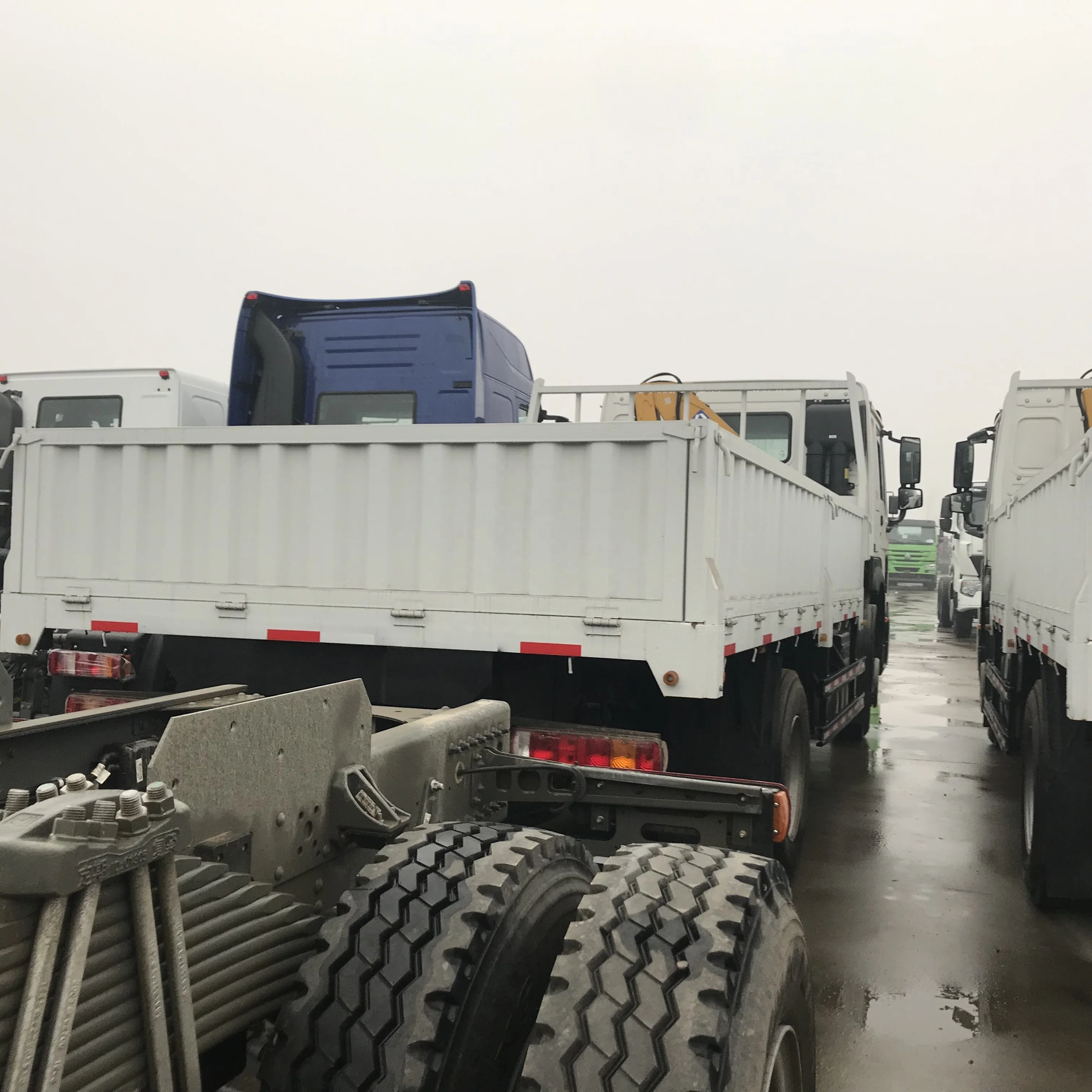 Грузовик HOWO 8X4 из