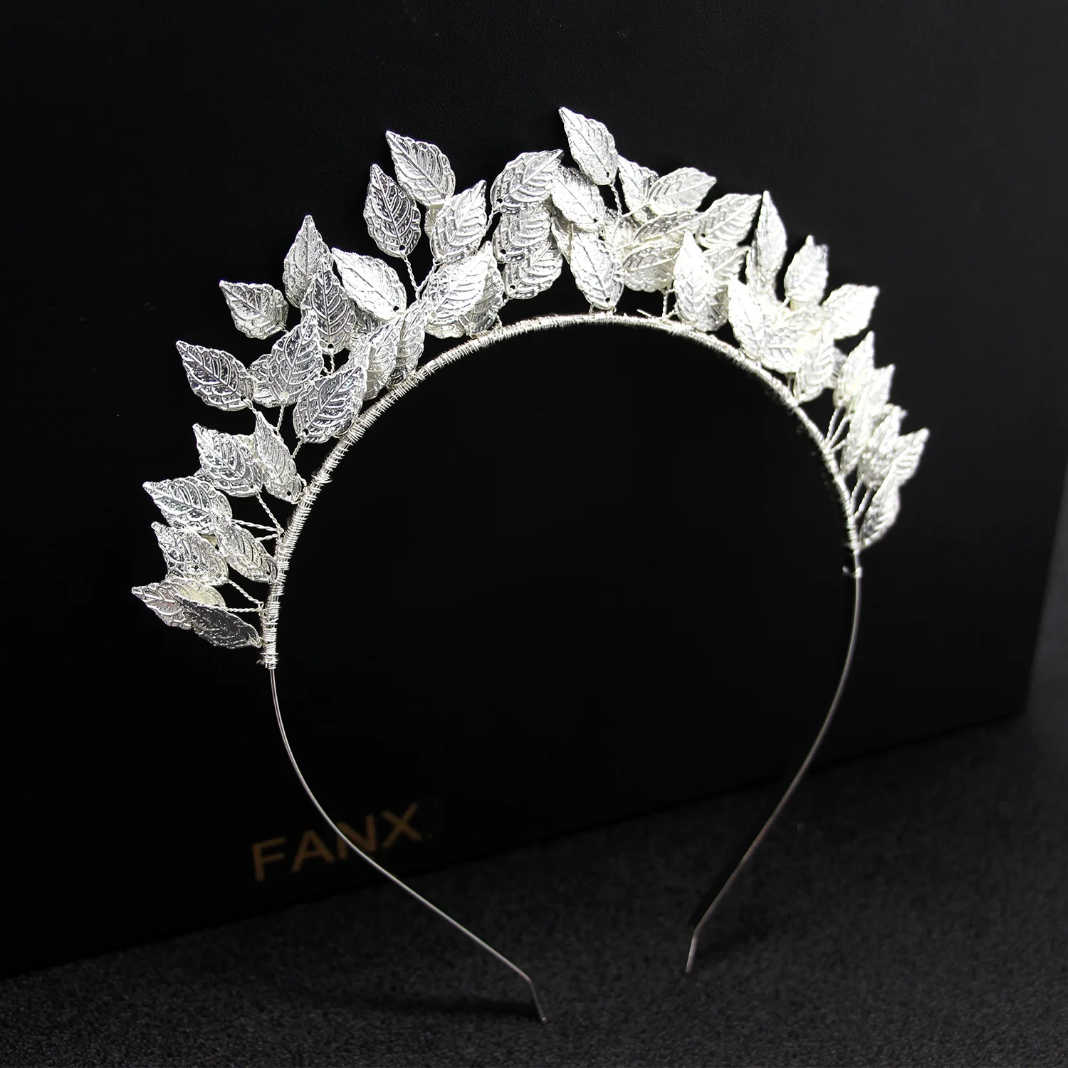 Vintage Party Wedding Tiaras Pageant Crowns Bridal Alloy Leaves Hair Hoop Headband For Women