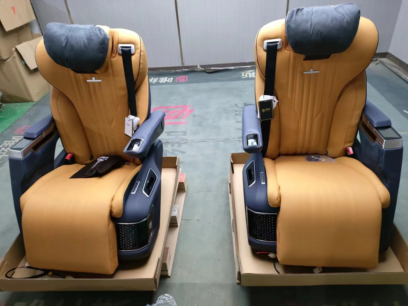 Auto Interior Upgrade New Leather Luxury Electric Van Seats for Benz Toyota Sienna Kia Carnival Aero & Sport Seat Model Vito