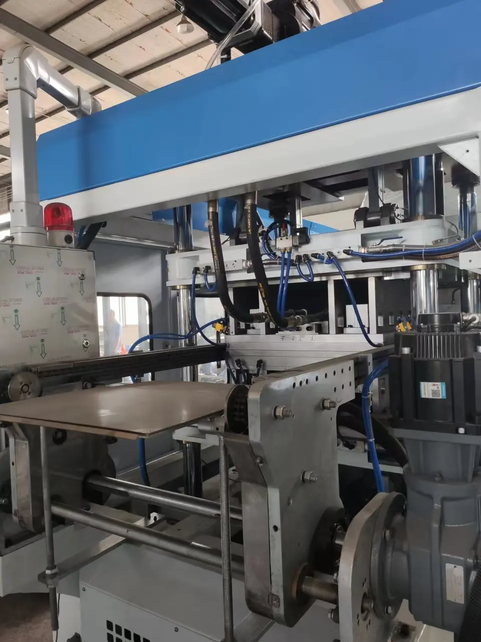 thermoforming machines.jpg