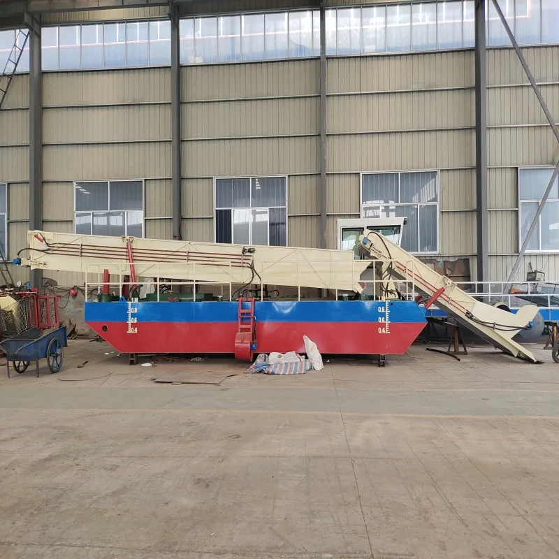 The fully Automatic Waterweed harvester has a total power of 80kw and can be transported in containers