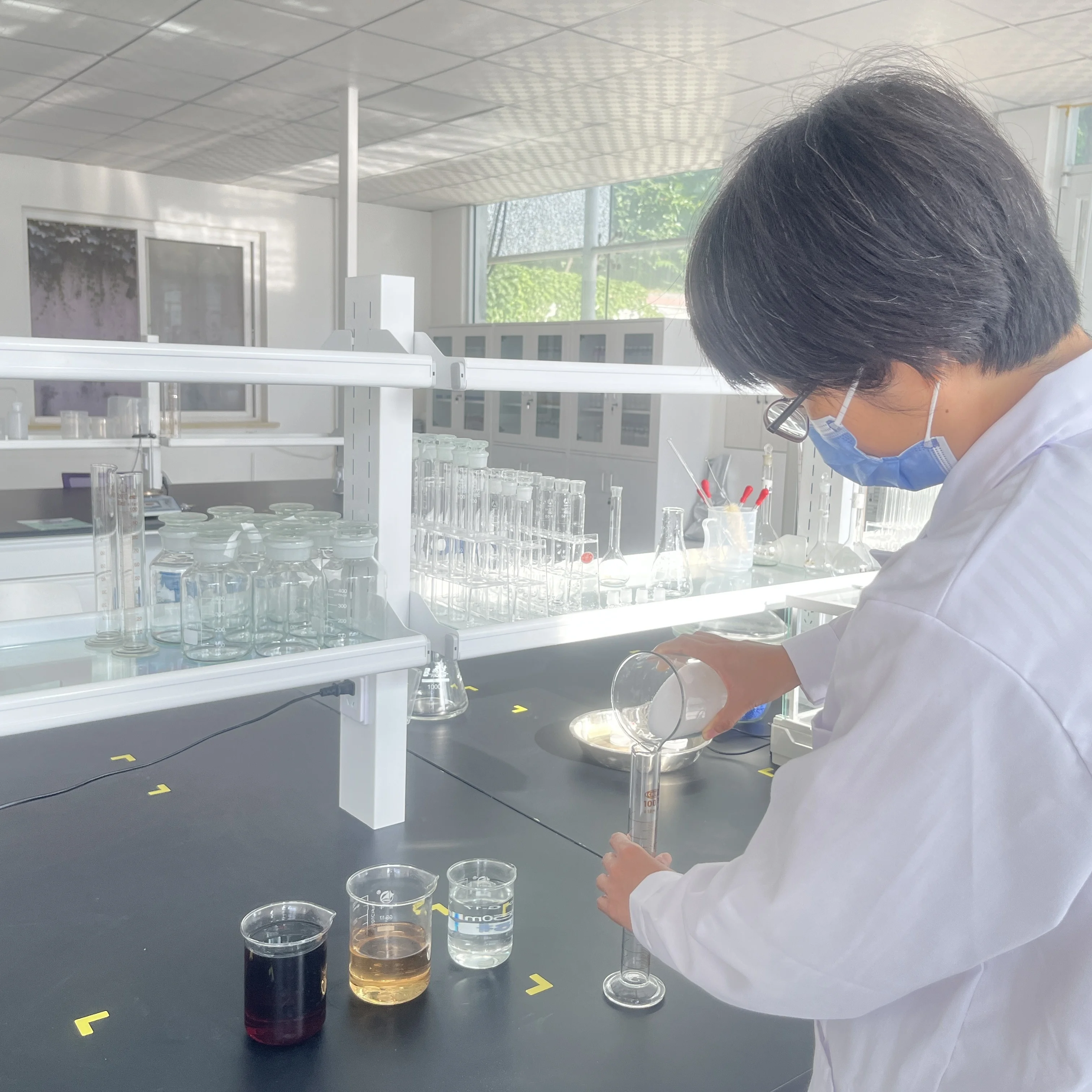 Chemical Auxiliary Agent Classification White granules Chemical Absorbent Silica Gel  for Purification and Seperation