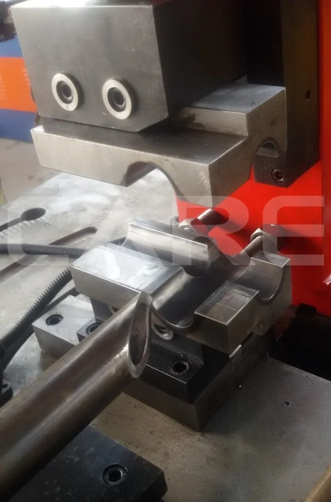 CH-60 Auto horizontal stainless steel pipe arc punching machine for good welding