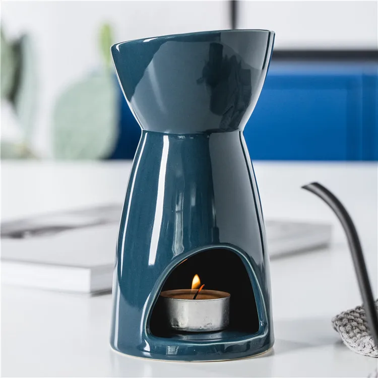 Personalized white plain custom logo hotel ornamental home decor ceramic aroma oil burner for decoration