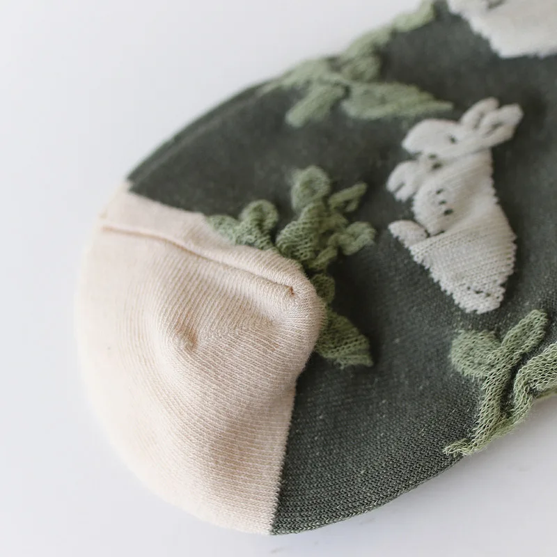 Autumn New Arrival Vintage Comfortable Funny Cotton Colorful Flora Pattern Socks for Women