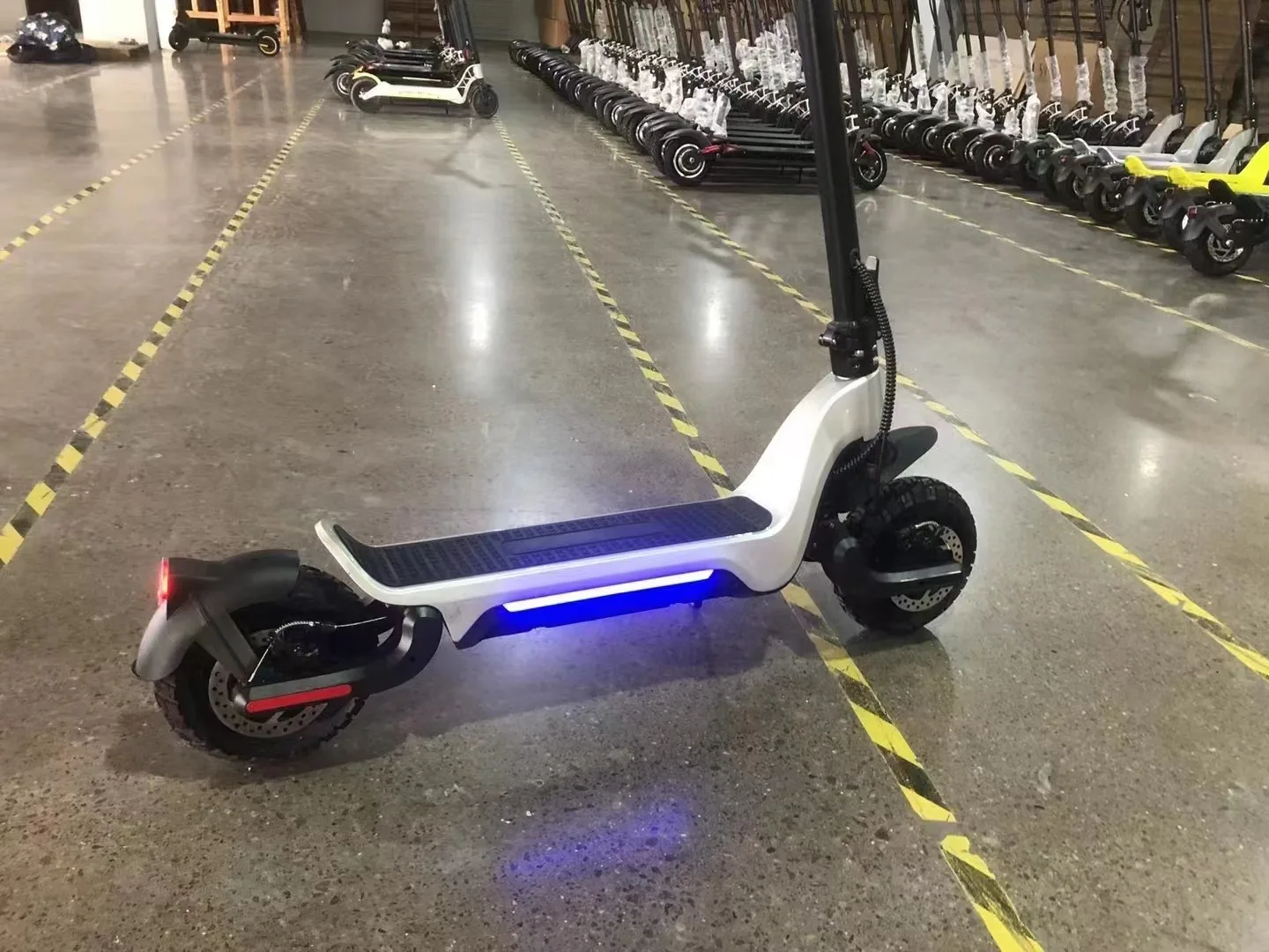 Double shock absorption Folding automatic lock city 13Ah 10inchStrong Forged Folder  EU Warehouse foldable electric scooter