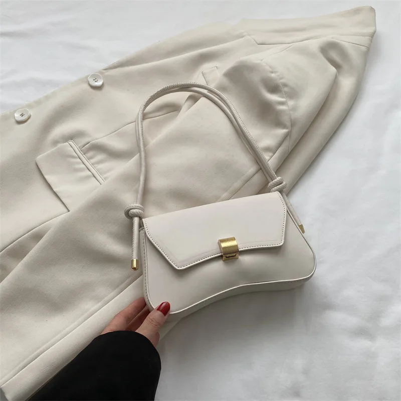 New Fashion Shoulder Handbag Wholesale Waterproof Designer PU Leather Woman Bag in Solid Color