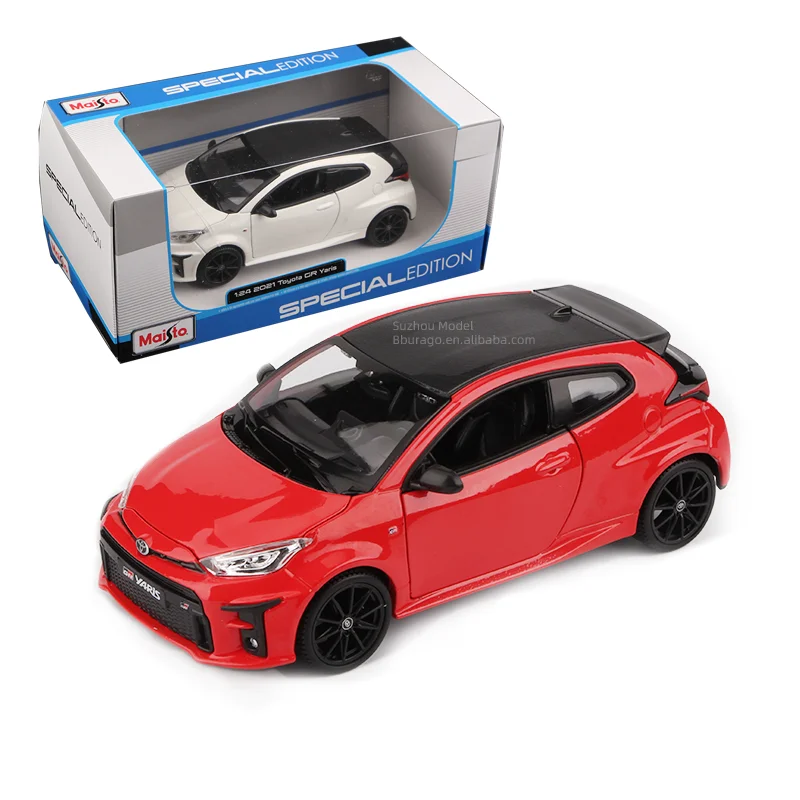 Модель 1:24 автомобиля из сплава
