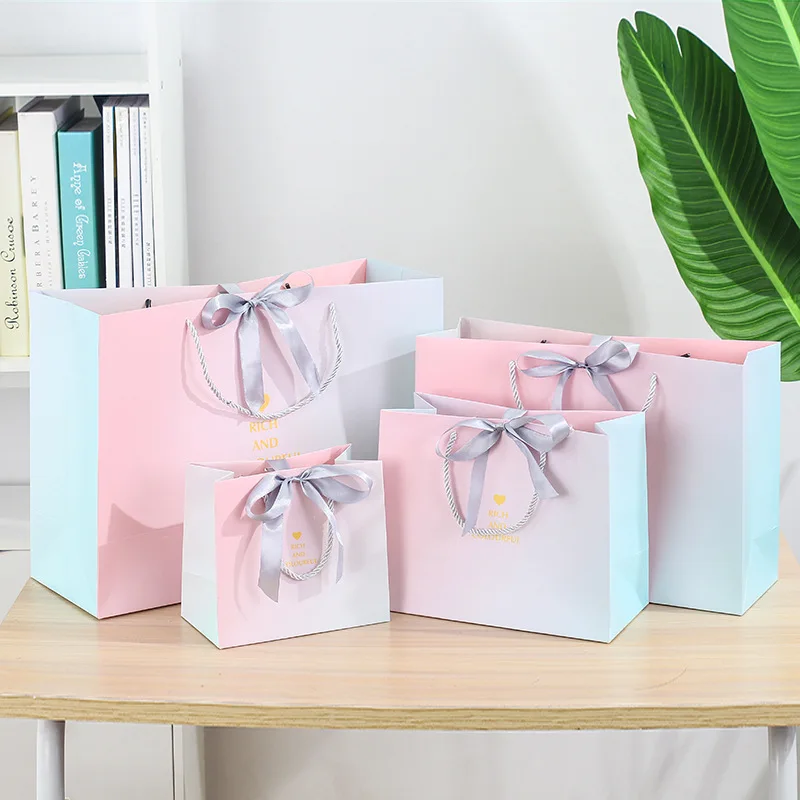 Gradient Powder Paper Gift Bag with Ribbon Present Design Gift Paper Bag New Year Birthday Party Shop Candy Cake Packing Bag