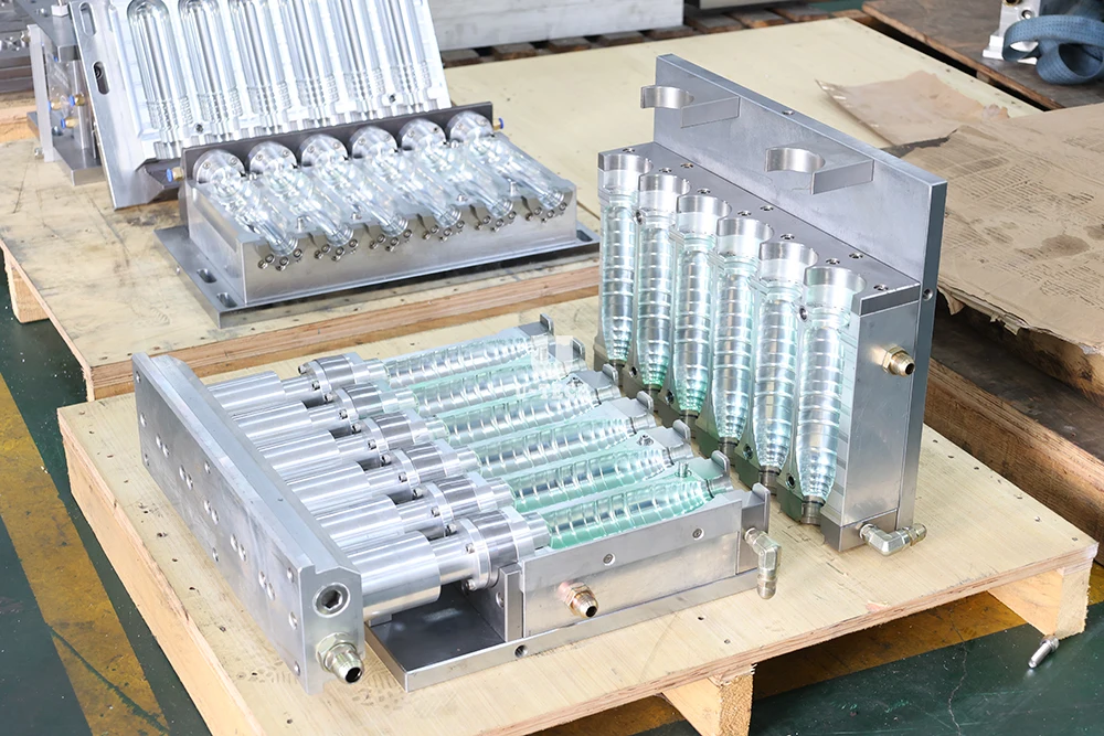 High quality SS P20 Aluminum 330ml 500ml 1L 2L Plastic Water Juice PET Bottle Stretch Blowing Mould