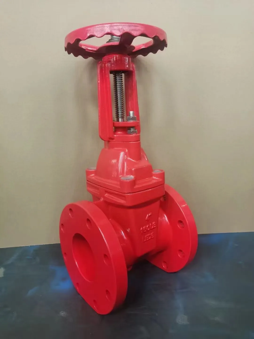 Новый Тип 150LB 125LB поднимающийся dn40-dn1200 упругий DI bodyCAWWA стандартный фланцевый Противопожарный клапан