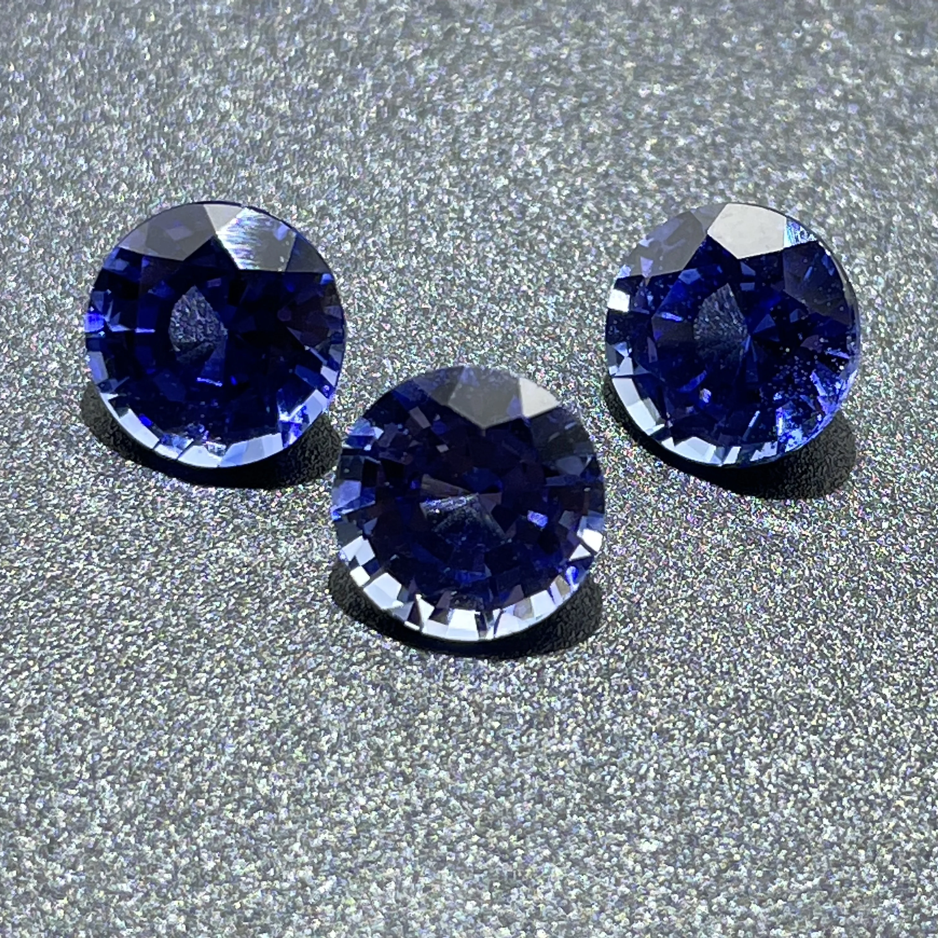 ZHF Jewelry New Arrival Blue Loosestone Gems synthetic sapphire price per carat round blue sapphire 1.3ct  6.5m thick 4.22m