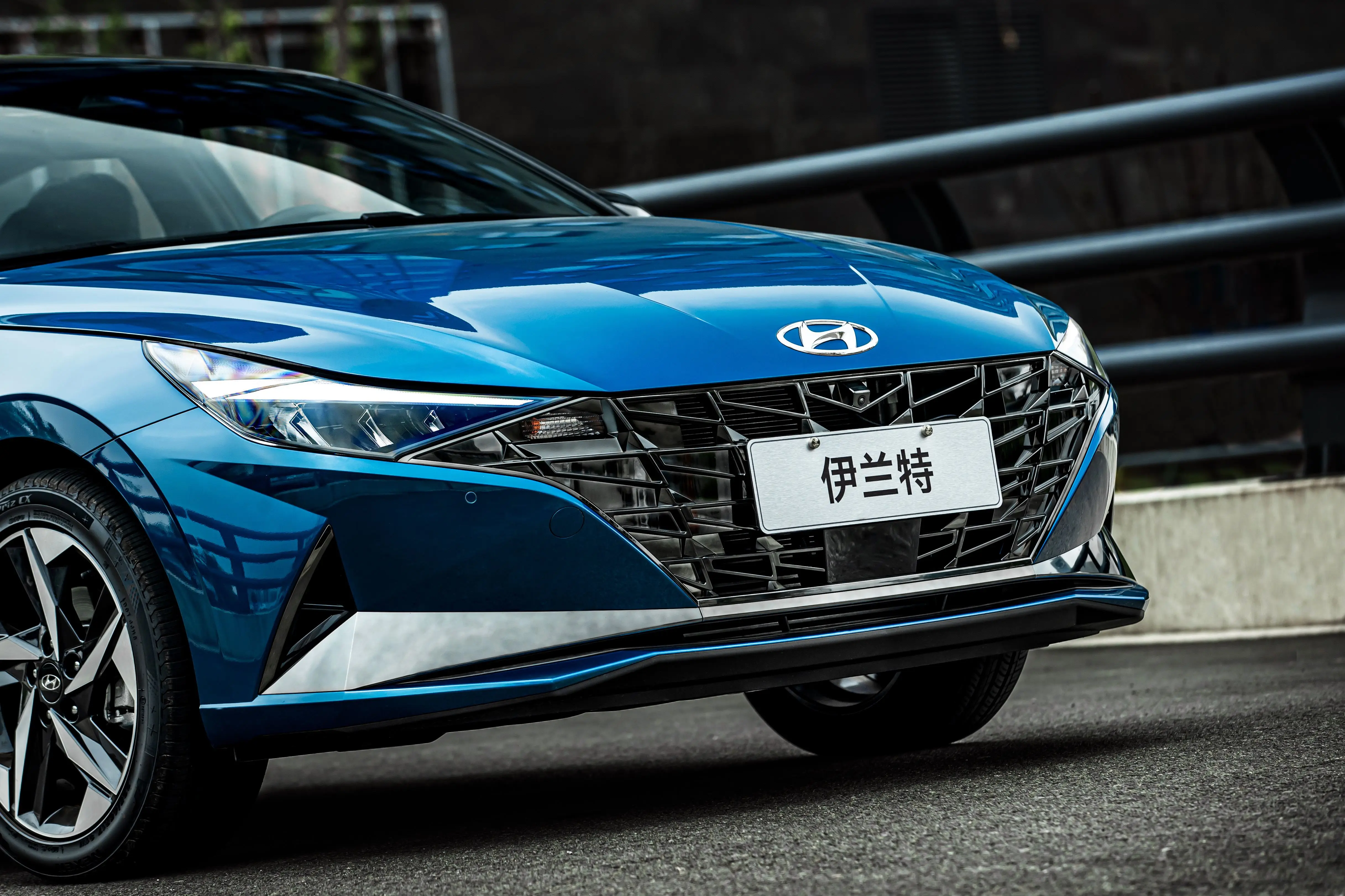 Hot sell KIA ELANTRA 2240 TGDi DCT N Line LUX Premium Sedan Petrol Cars 5 seats autos gasoline 208km/h Vehicles