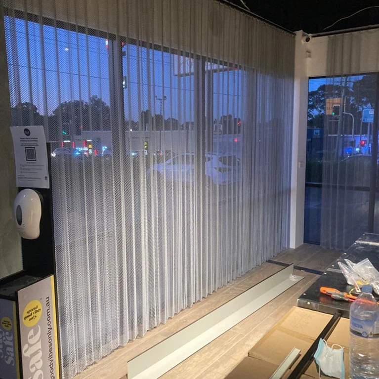 Metal Decorative Woven Wire Netting Curtains, Decoration Metllic Mesh Screenst Partition Curtain