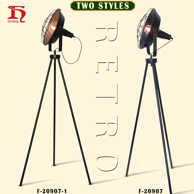 vintage tripod metal floor lamp floor light Old School, industrial style