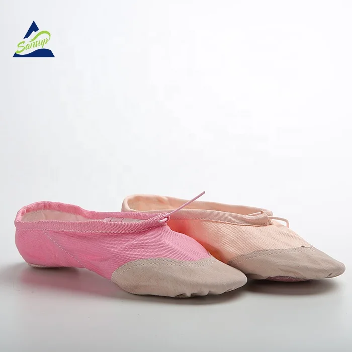
2020 top class and high quality professional canvas soft bottom cat claw ballet shoes for girls with customized style 