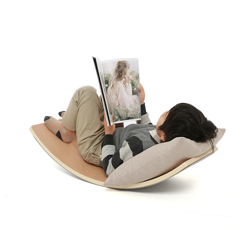 FUN 1 MOQ Wholesale montessori fitness surfing wood balance board wobble balance board for kids toy