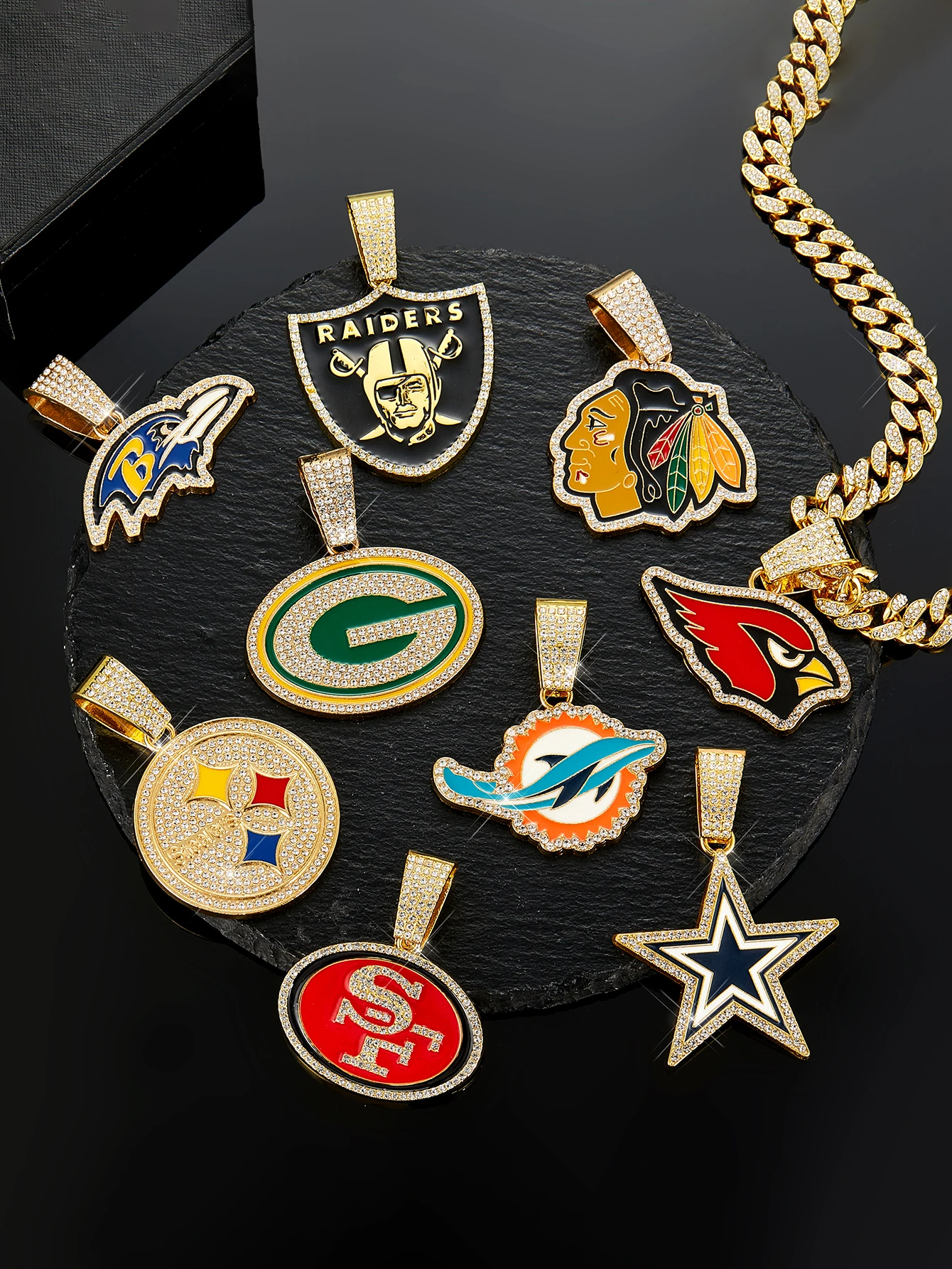 Hip Hop Sparkling Pentagram Pendant Necklace Personality Upscale for Daily Party Music Festival Wear Cool Jewelry