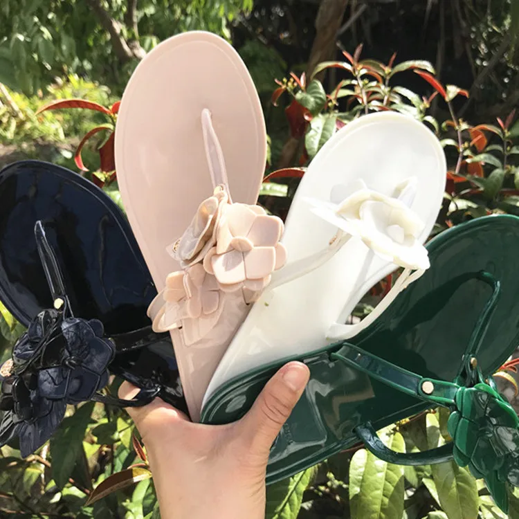 USA popular jelly ladies beach slippers girl latest three-dimensional flower  Wholesale  summer pvc footwear for yong girl