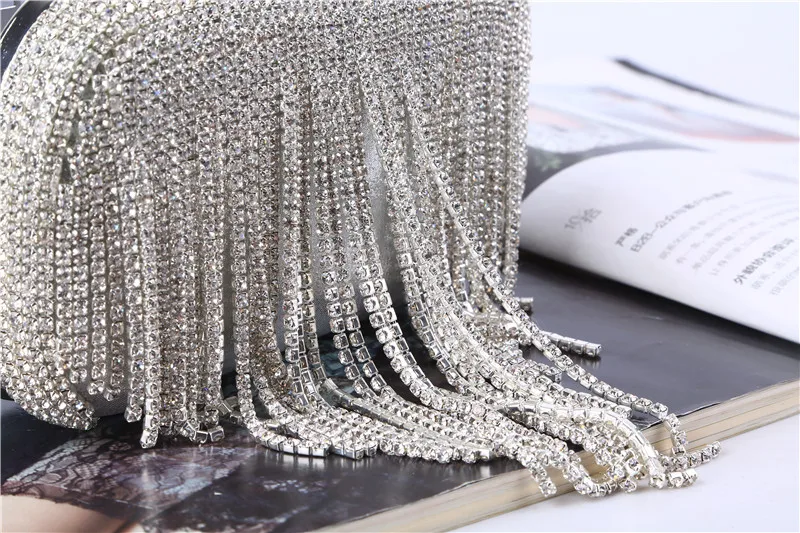 
Elegant Bling Wedding Rhinestone Crystal Tassel Evening Clutch Bag Stone Beading Clutch Purse Ring Evening Bag For Wedding Party 
