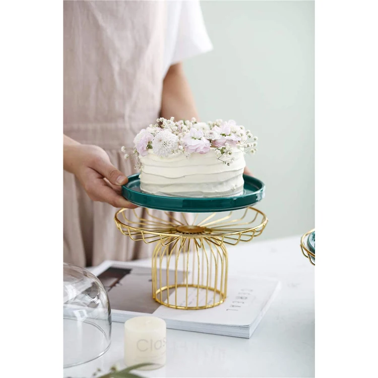 Luxury Gold Iron Frame Cake Stand Round Large Floating Metal Textured Display  Dessert Tray for Wedding Party Decor