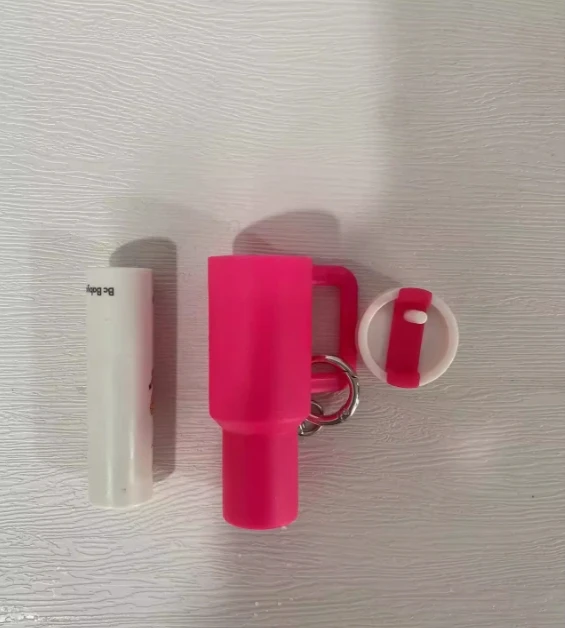 Popular Wholesale Price Mini 40oz Tumbler with Handle Shaped Pendant Plastic Cup Lipstick Chopstick Holder KeyChain Ornaments