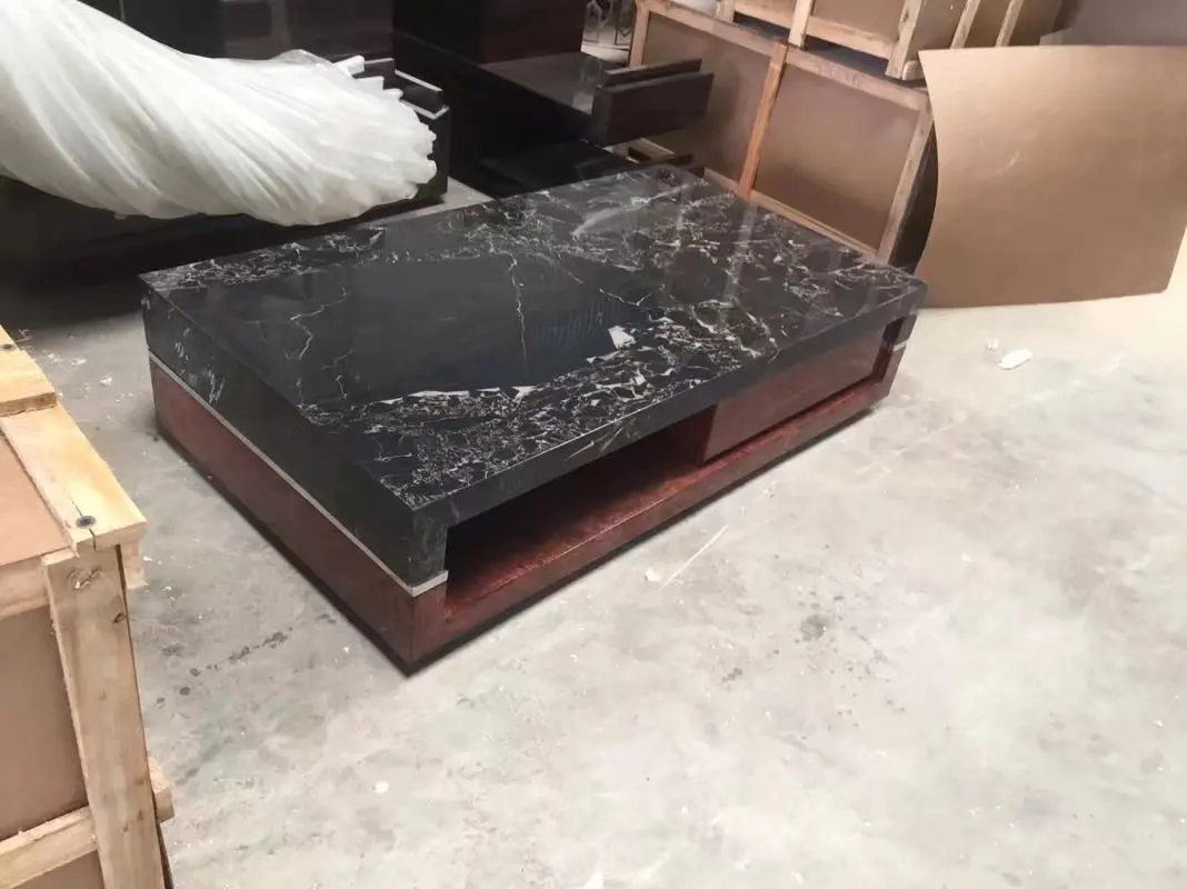 Роскошный журнальный столик с мраморной поверхностью под заказ от производителя