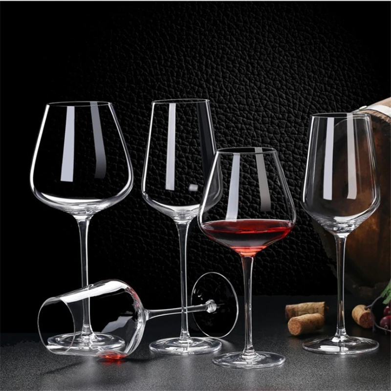 Christmas wholesale Mr and Mrs set of 2 wine glasses set wedding gift stemless wine glass with gift box
