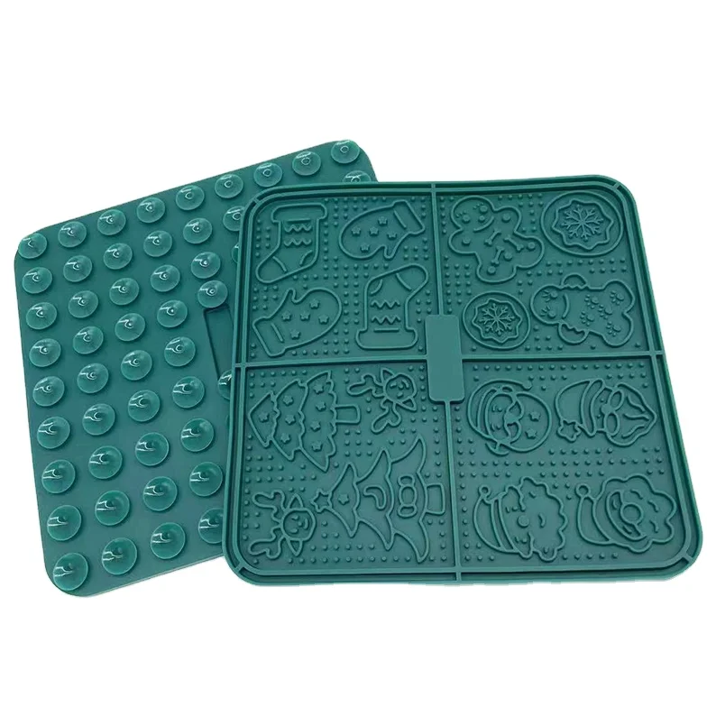 BPA Free 4 Textures Slows Down Feeding Silicone Santa Claus Enrichment Mat Christmas Style Dog Lick Mats Whilst Bathing Trimming